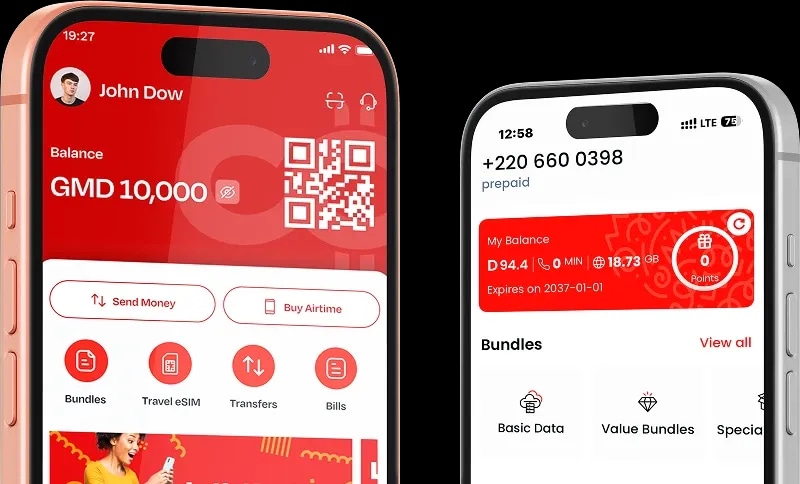 ComCash and MyComium apps on two phones